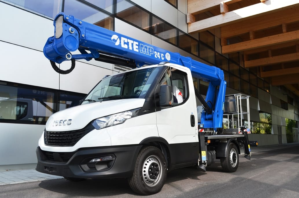 cte MP 24 C truck mounted cherry picker front view